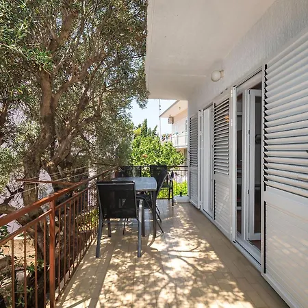 Ljuba Lägenhet Primošten